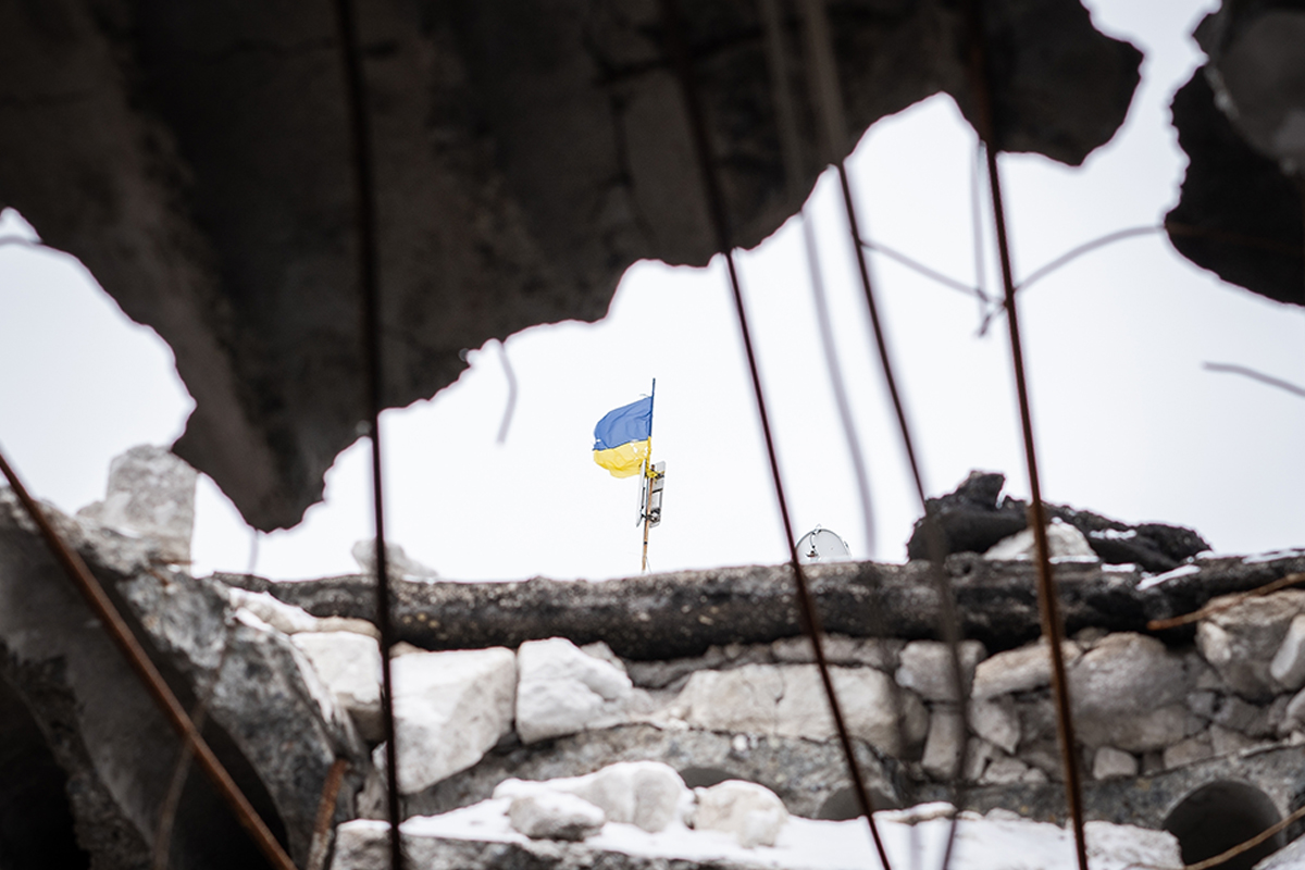 Tödlicher russischer Raketeneinschlag dezimiert ukrainisches Dorf