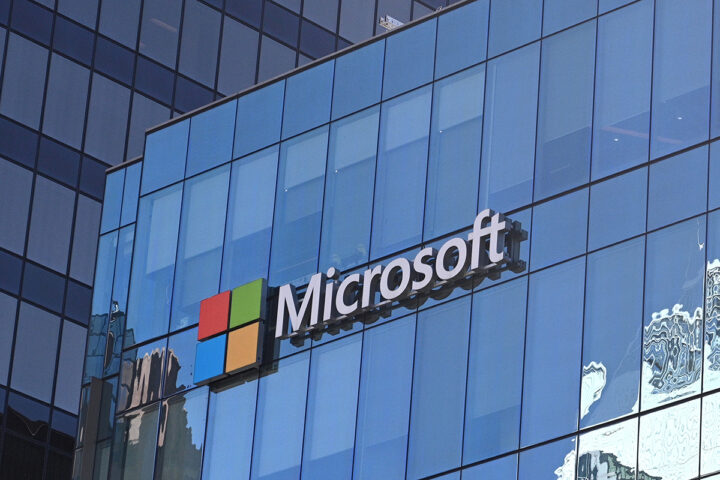 microsoft-investiert-$1,5b-in-abu-dhabis-g42-ai